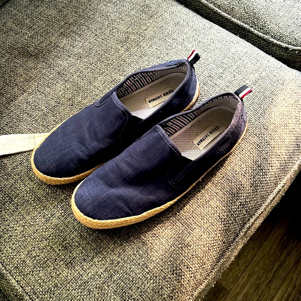 beach shoes